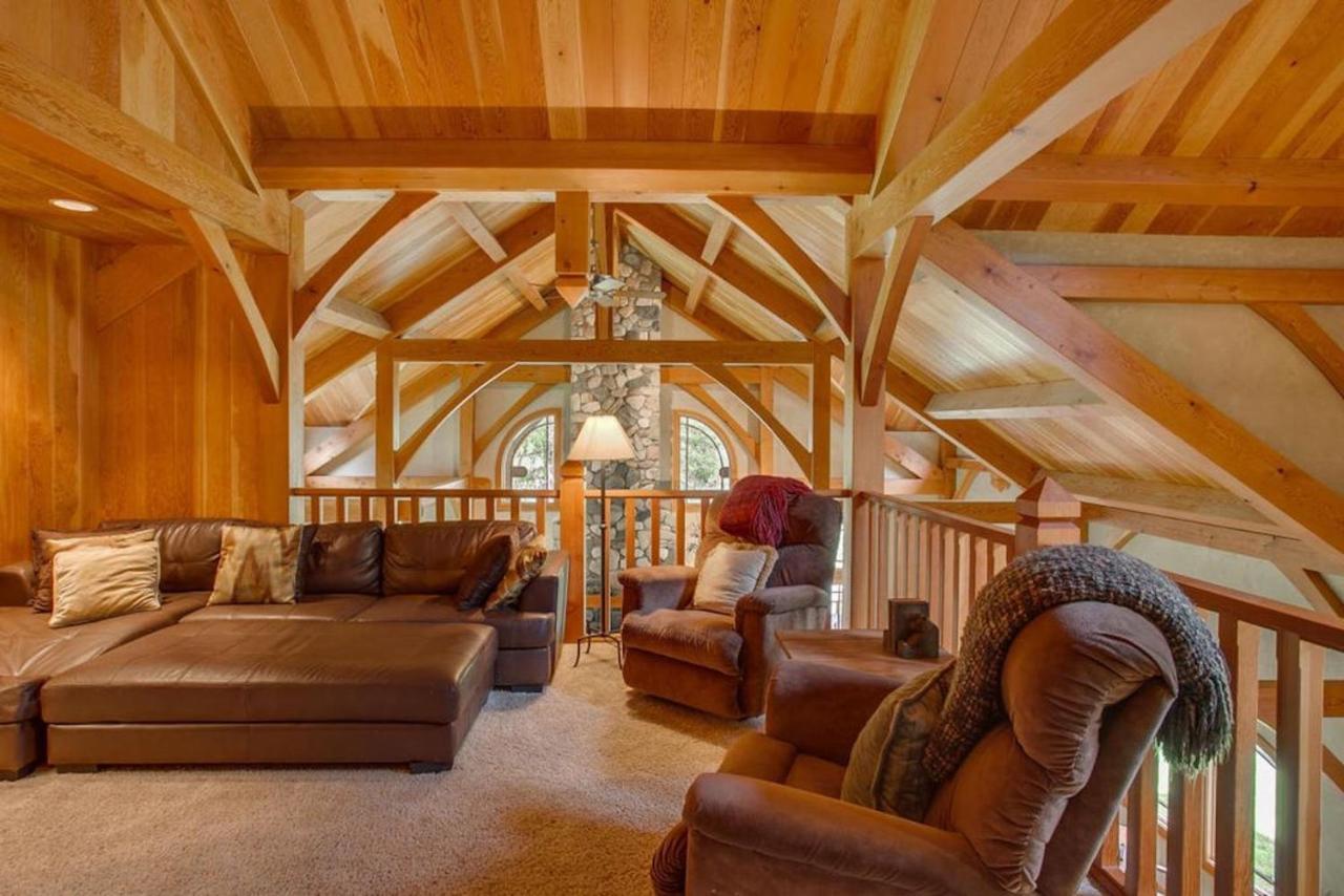 Snowgrass Lodge - River, Mountain Views & Hot Tub Leavenworth Exterior foto
