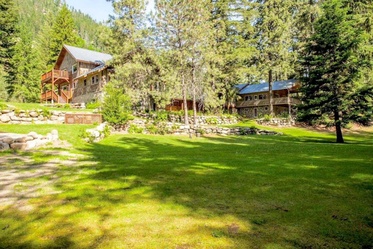 Snowgrass Lodge - River, Mountain Views & Hot Tub Leavenworth Exterior foto